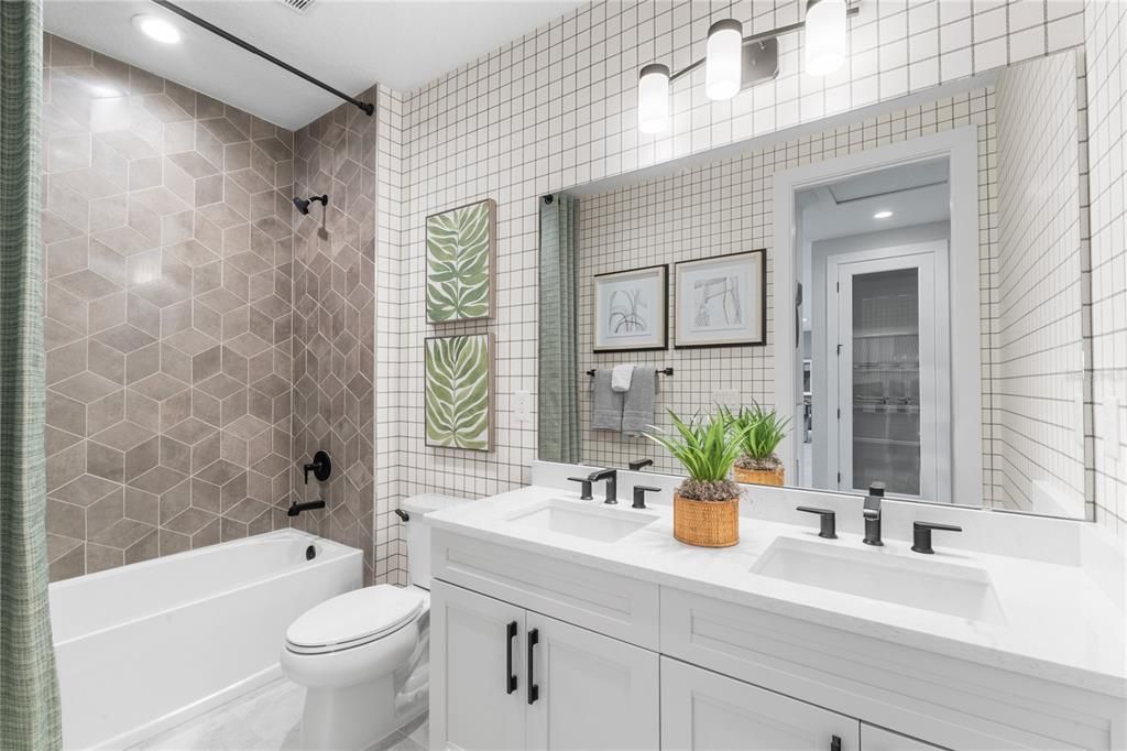 For Sale: $933,946 (5 beds, 4 baths, 3987 Square Feet)