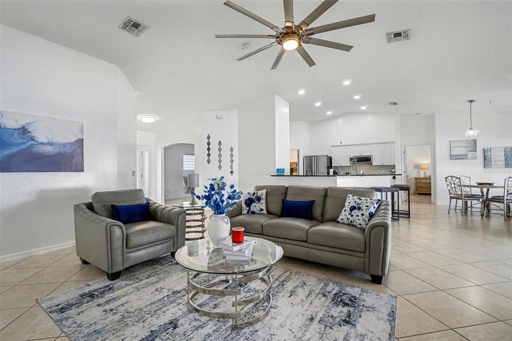 For Sale: $439,000 (4 beds, 2 baths, 2243 Square Feet)