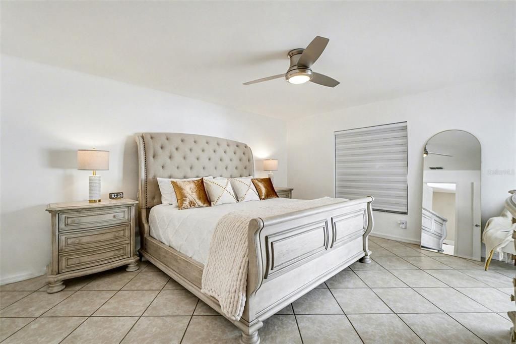 For Sale: $439,000 (4 beds, 2 baths, 2243 Square Feet)