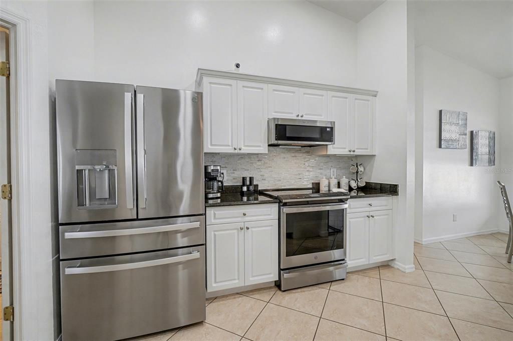 For Sale: $439,000 (4 beds, 2 baths, 2243 Square Feet)