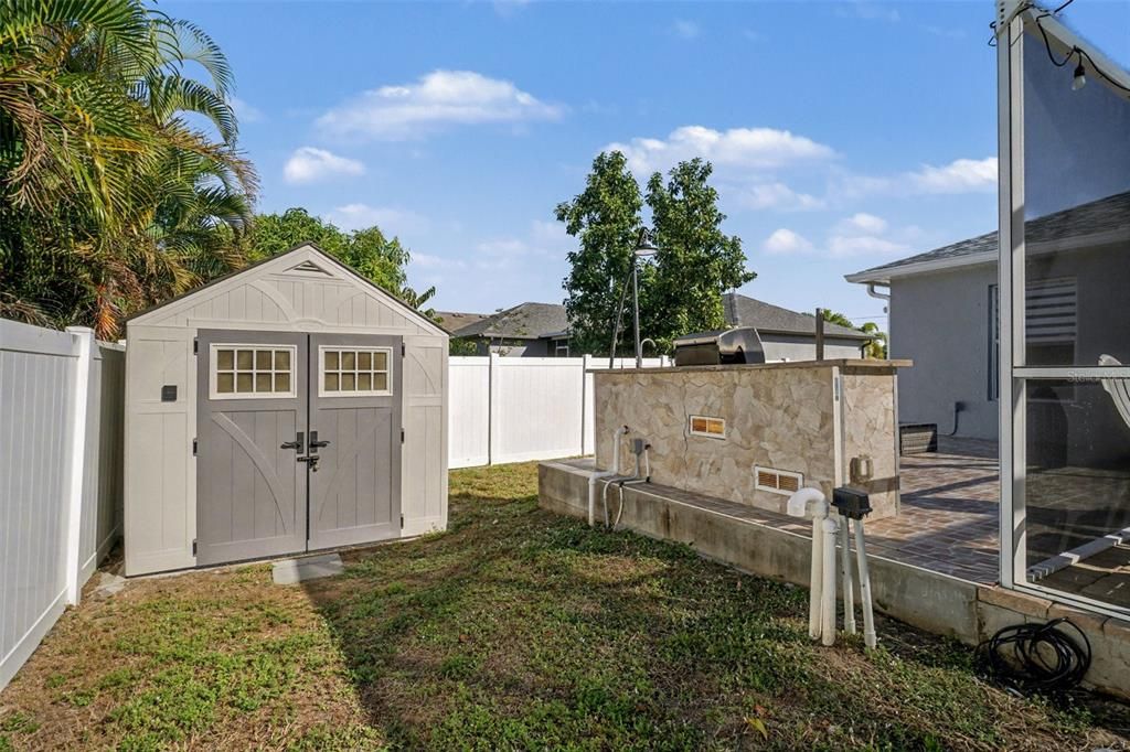 For Sale: $439,000 (4 beds, 2 baths, 2243 Square Feet)