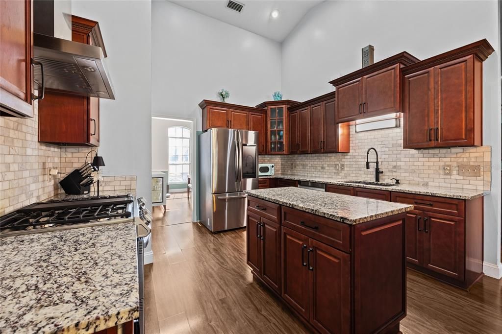 For Sale: $849,000 (4 beds, 3 baths, 2695 Square Feet)