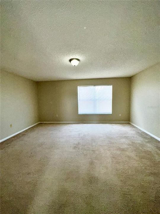 For Rent: $2,000 (4 beds, 2 baths, 2931 Square Feet)