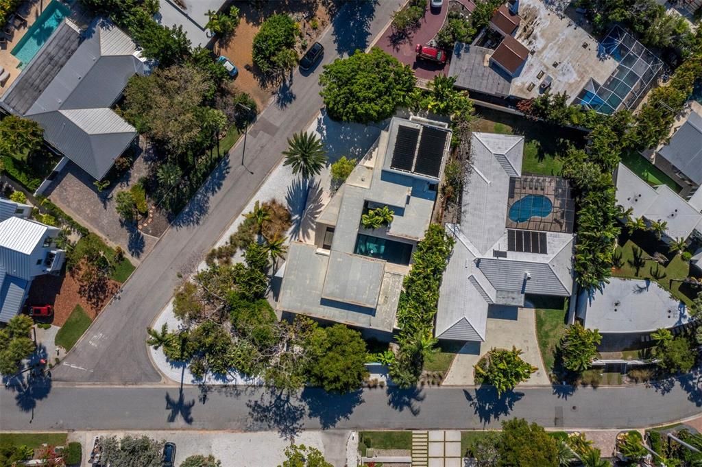 For Sale: $5,195,000 (4 beds, 3 baths, 3774 Square Feet)