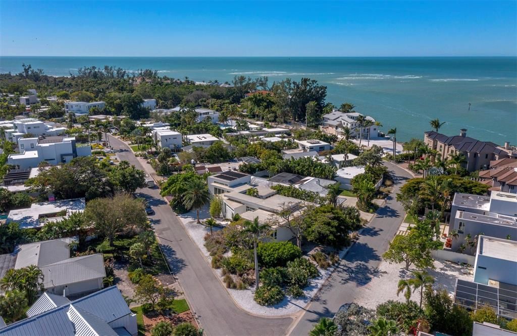 For Sale: $5,195,000 (4 beds, 3 baths, 3774 Square Feet)