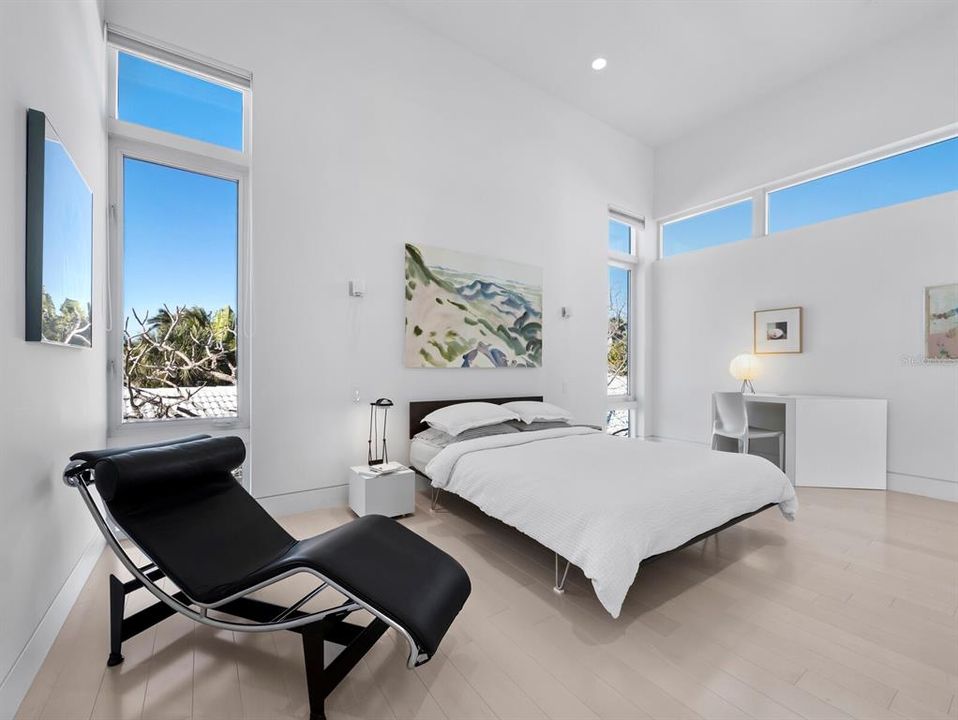 For Sale: $5,195,000 (4 beds, 3 baths, 3774 Square Feet)