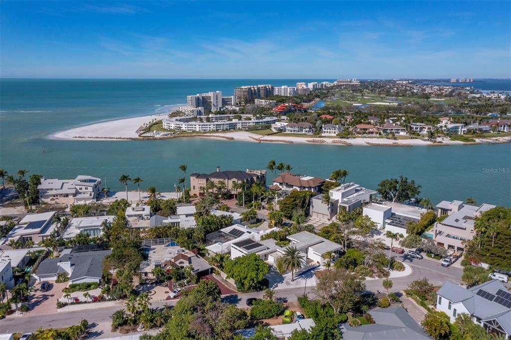 For Sale: $5,195,000 (4 beds, 3 baths, 3774 Square Feet)