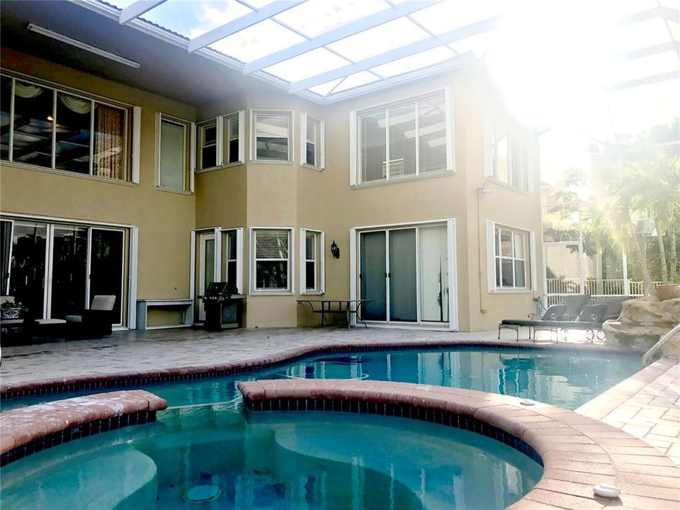 For Rent: $6,700 (5 beds, 4 baths, 3854 Square Feet)