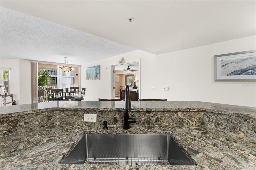 На продажу: $485,000 (3 спален, 2 ванн, 2348 Квадратных фут)