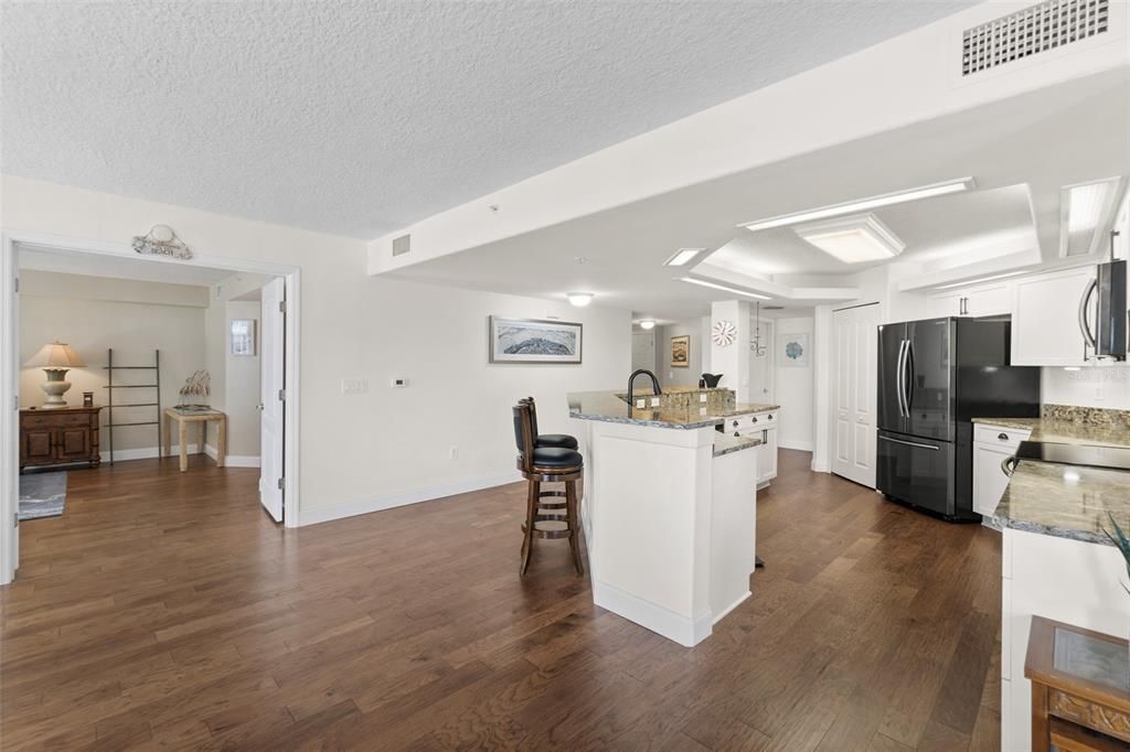 На продажу: $485,000 (3 спален, 2 ванн, 2348 Квадратных фут)