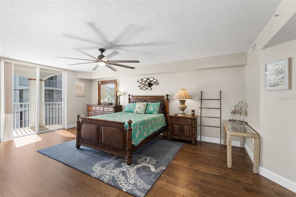 На продажу: $485,000 (3 спален, 2 ванн, 2348 Квадратных фут)