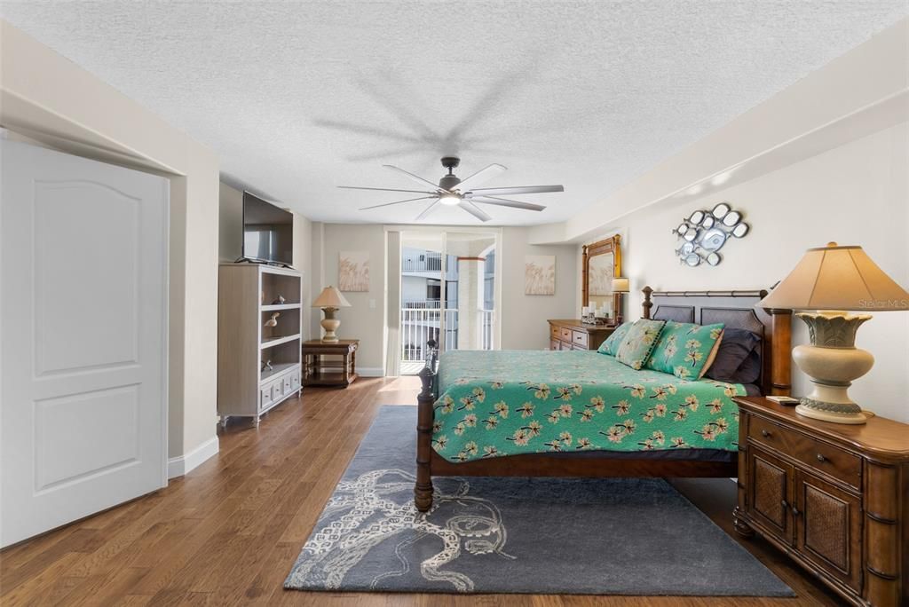 На продажу: $485,000 (3 спален, 2 ванн, 2348 Квадратных фут)