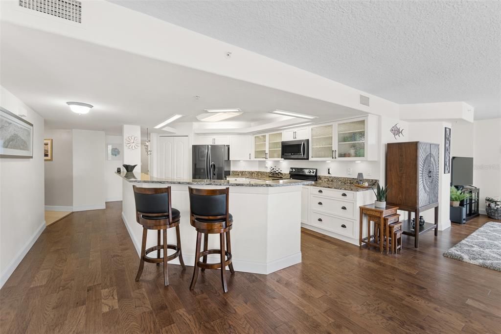 На продажу: $485,000 (3 спален, 2 ванн, 2348 Квадратных фут)