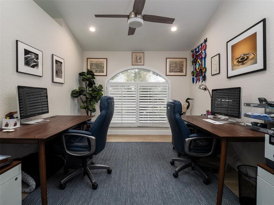 For Sale: $4,125,000 (3 beds, 2 baths, 2318 Square Feet)