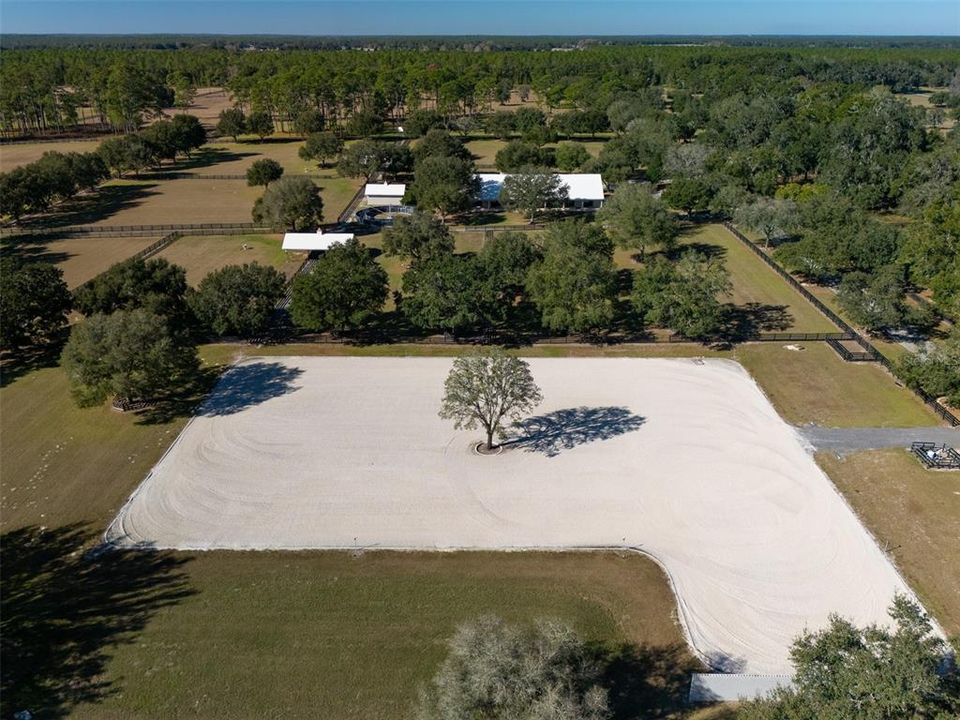 For Sale: $4,125,000 (3 beds, 2 baths, 2318 Square Feet)