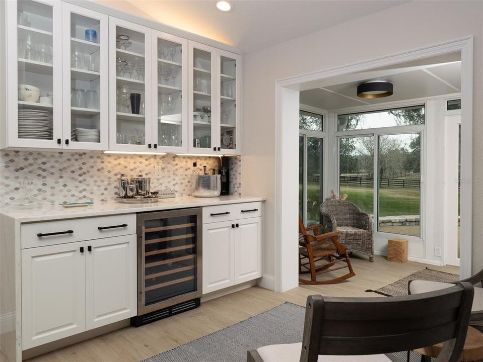 For Sale: $4,125,000 (3 beds, 2 baths, 2318 Square Feet)