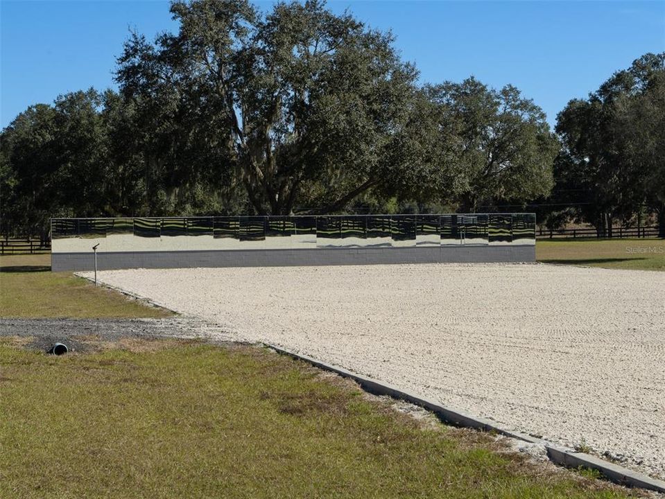 For Sale: $4,125,000 (3 beds, 2 baths, 2318 Square Feet)