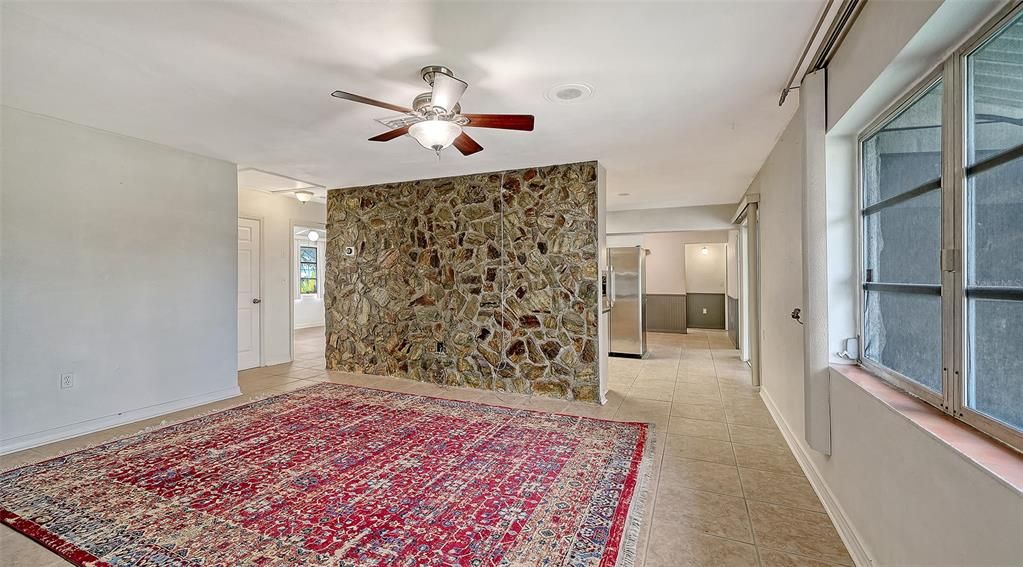 For Sale: $397,000 (4 beds, 3 baths, 1981 Square Feet)