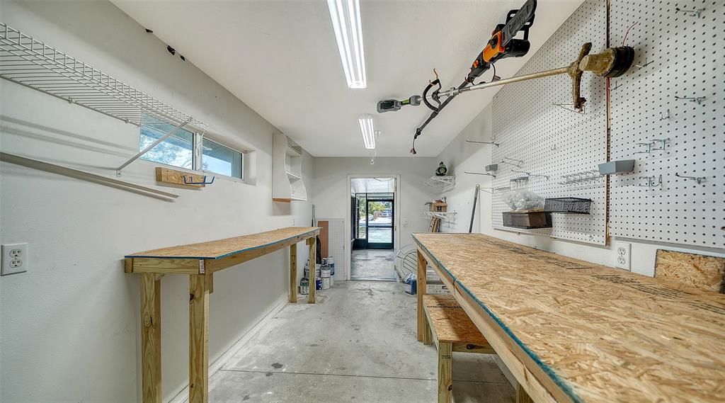 For Sale: $397,000 (4 beds, 3 baths, 1981 Square Feet)