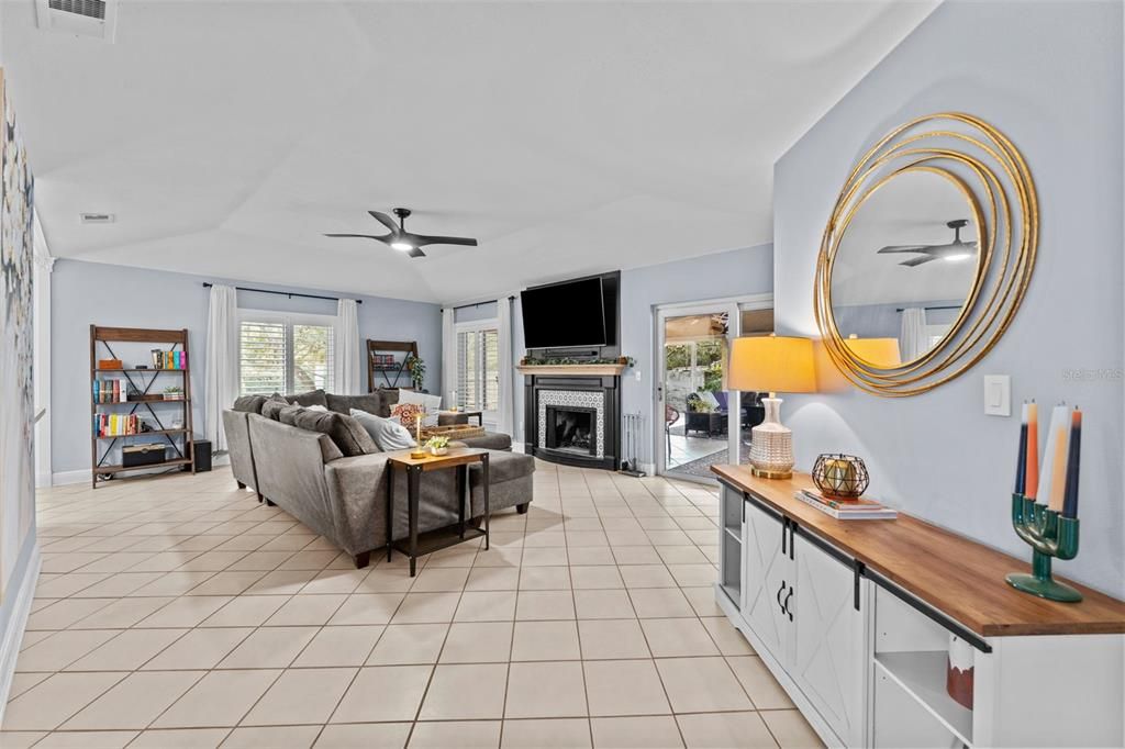 На продажу: $535,000 (3 спален, 2 ванн, 1875 Квадратных фут)