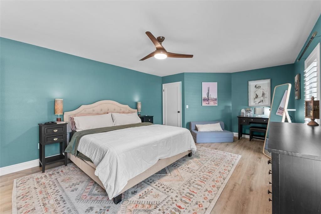 На продажу: $535,000 (3 спален, 2 ванн, 1875 Квадратных фут)