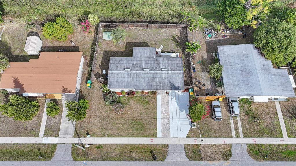 待售: $200,000 (3 贝兹, 1 浴室, 952 平方英尺)