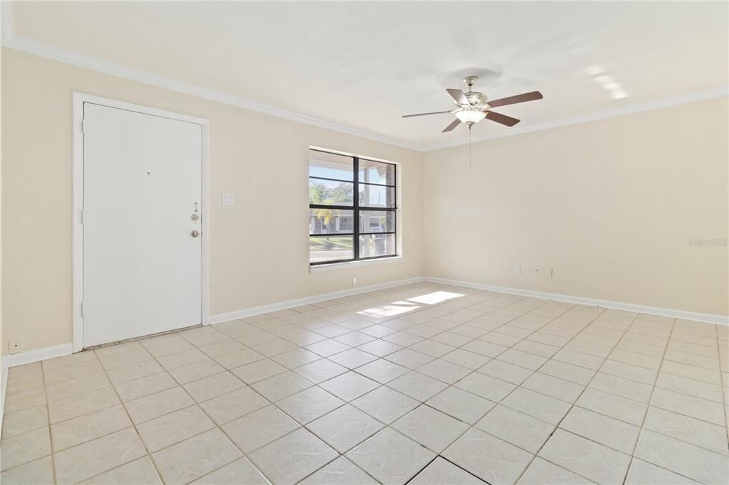 For Sale: $250,000 (3 beds, 2 baths, 1161 Square Feet)