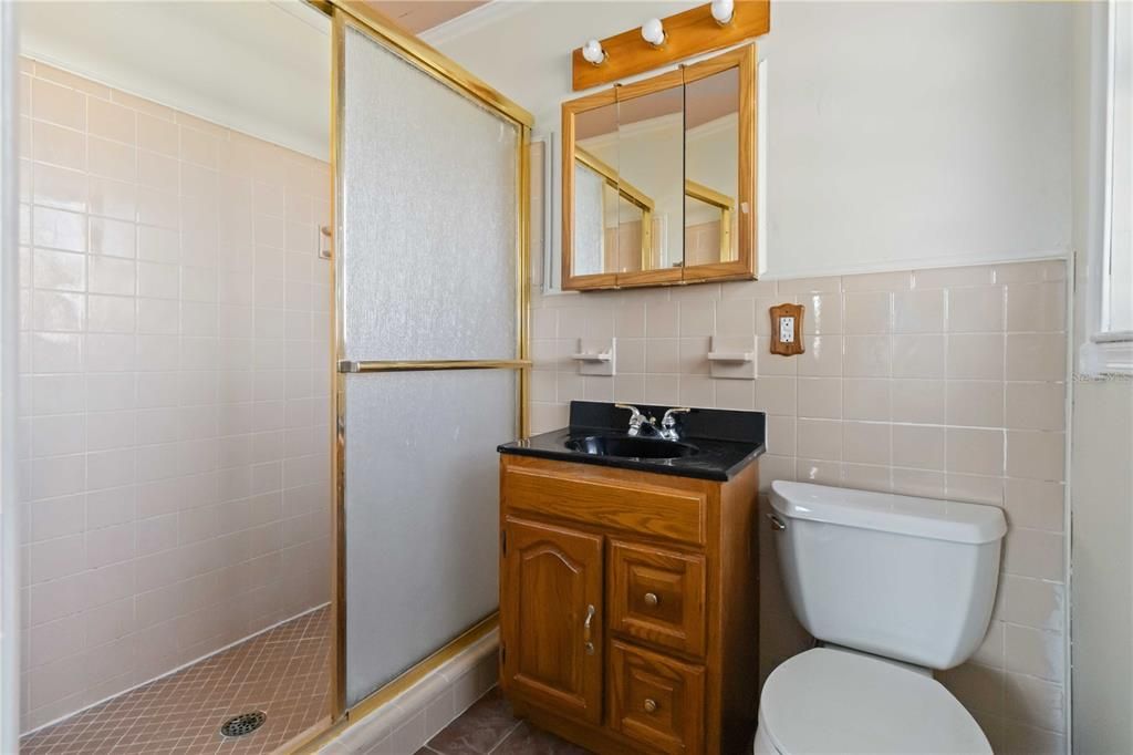 For Sale: $250,000 (3 beds, 2 baths, 1161 Square Feet)