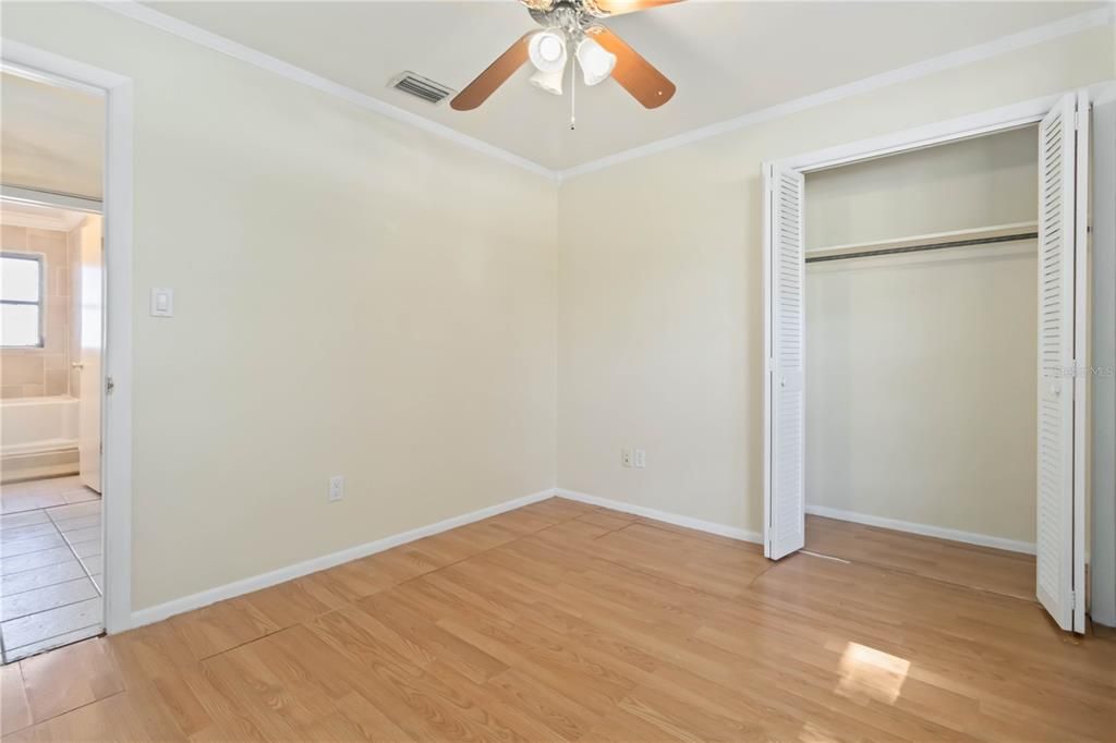 For Sale: $250,000 (3 beds, 2 baths, 1161 Square Feet)