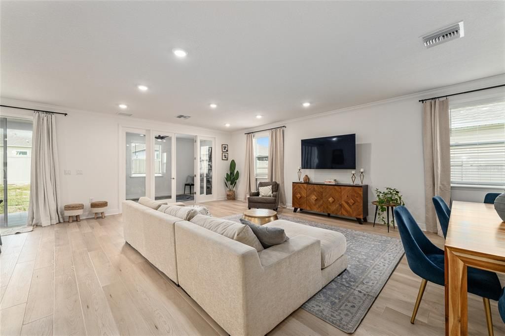 En Renta: $2,900 (4 camas, 3 baños, 2667 Pies cuadrados)