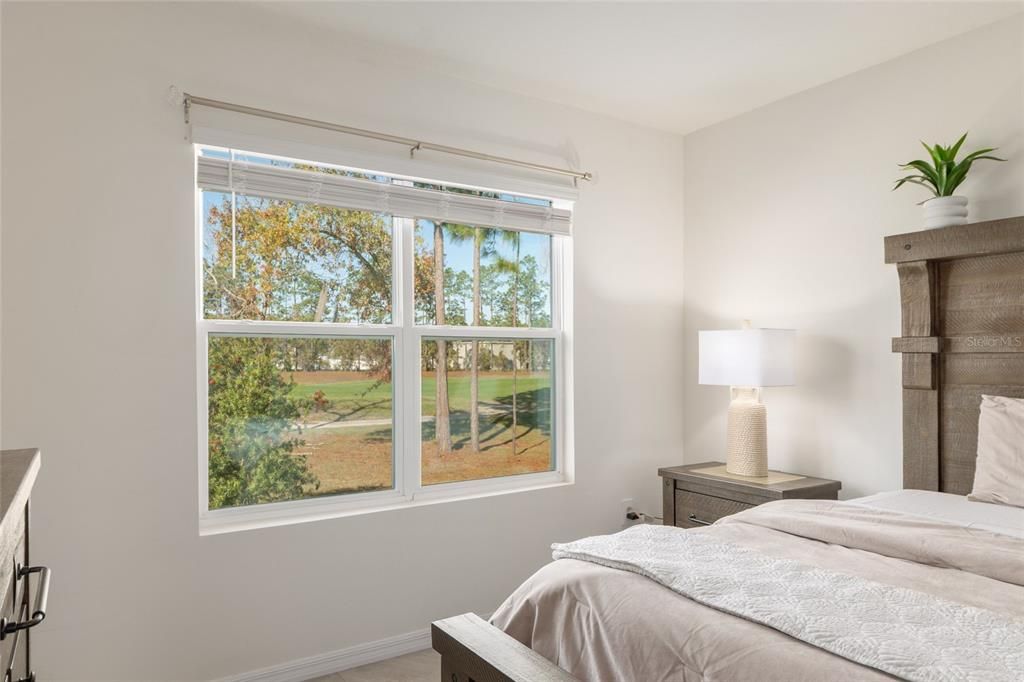 En Venta: $337,000 (4 camas, 2 baños, 1827 Pies cuadrados)