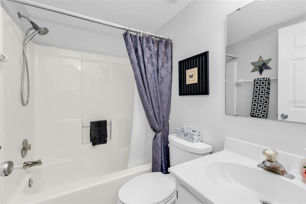 For Sale: $189,900 (3 beds, 2 baths, 1265 Square Feet)