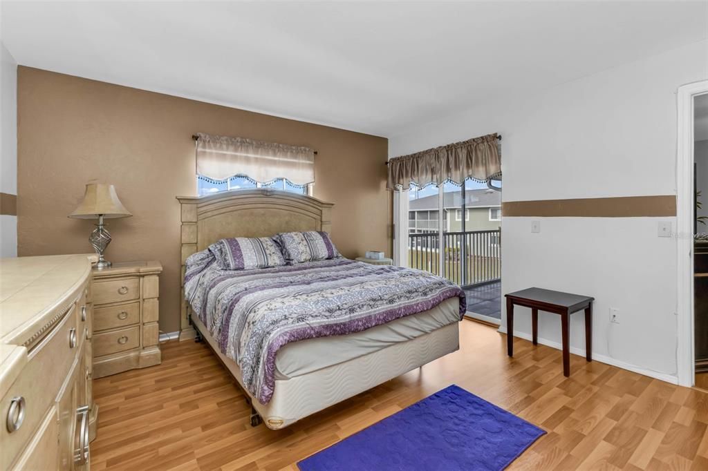 For Sale: $189,900 (3 beds, 2 baths, 1265 Square Feet)