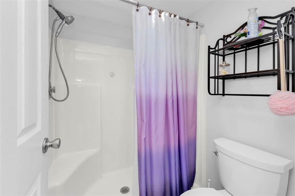 For Sale: $189,900 (3 beds, 2 baths, 1265 Square Feet)