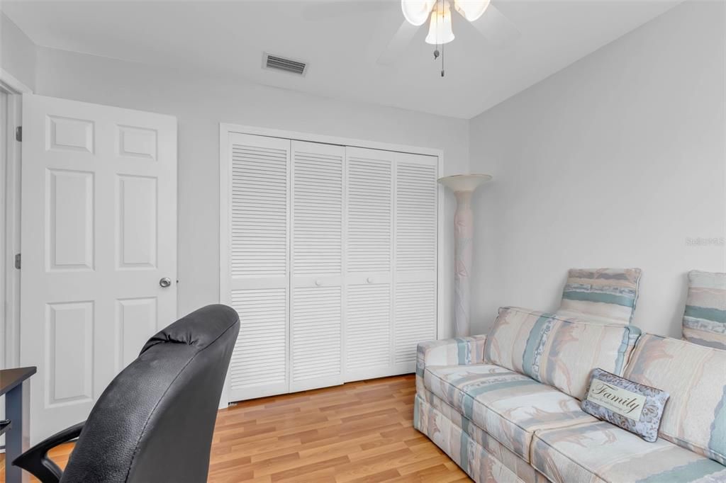 For Sale: $189,900 (3 beds, 2 baths, 1265 Square Feet)