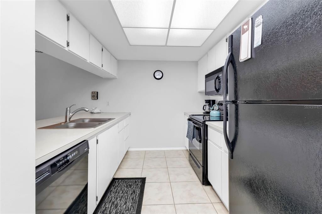 For Sale: $189,900 (3 beds, 2 baths, 1265 Square Feet)