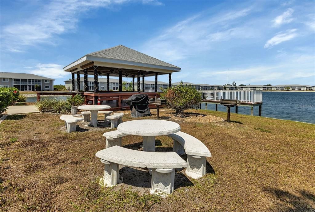 For Sale: $189,900 (3 beds, 2 baths, 1265 Square Feet)