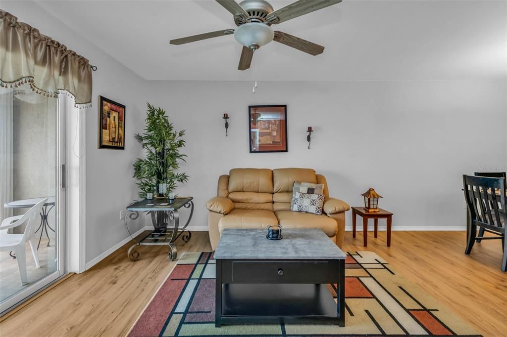 For Sale: $189,900 (3 beds, 2 baths, 1265 Square Feet)