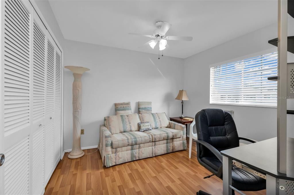 For Sale: $189,900 (3 beds, 2 baths, 1265 Square Feet)