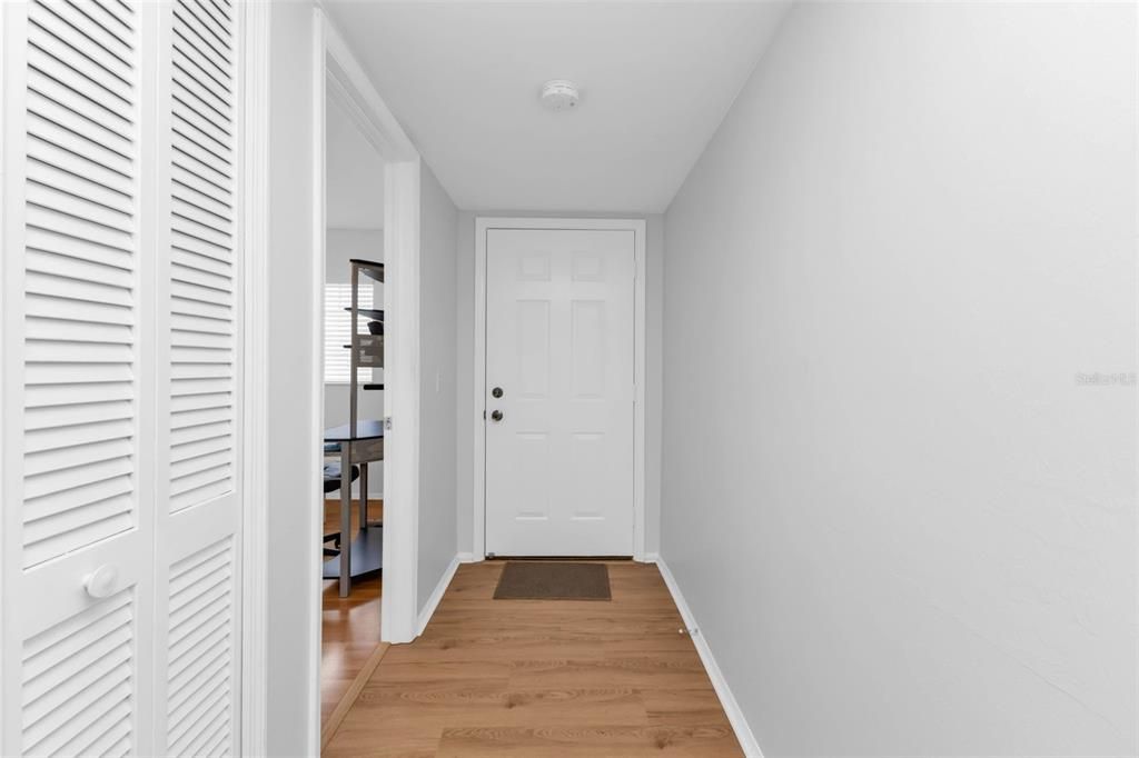 For Sale: $189,900 (3 beds, 2 baths, 1265 Square Feet)