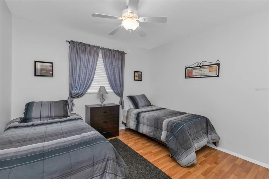 For Sale: $189,900 (3 beds, 2 baths, 1265 Square Feet)