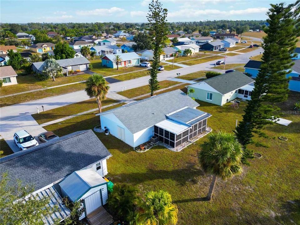 待售: $200,000 (2 贝兹, 1 浴室, 918 平方英尺)