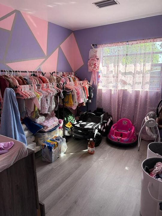 En Venta: $265,000 (3 camas, 2 baños, 1095 Pies cuadrados)