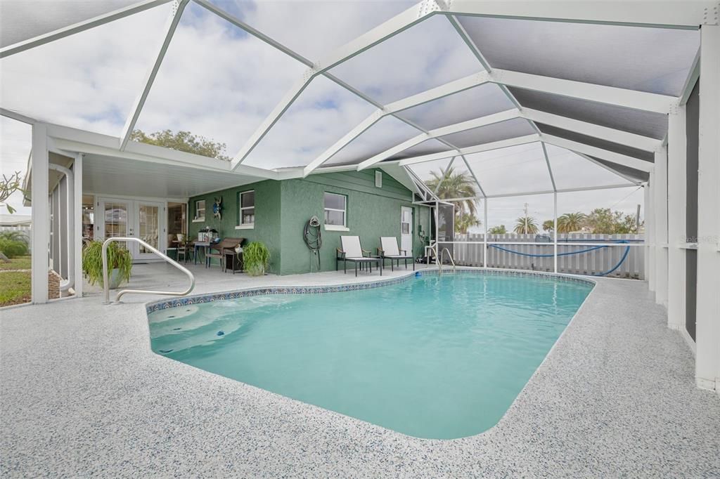 For Sale: $578,995 (2 beds, 2 baths, 1266 Square Feet)