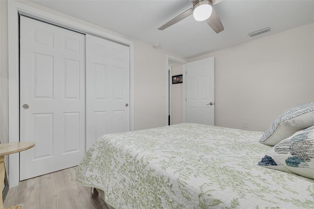 For Sale: $578,995 (2 beds, 2 baths, 1266 Square Feet)