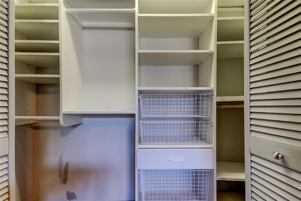 For Sale: $550,000 (3 beds, 2 baths, 1850 Square Feet)