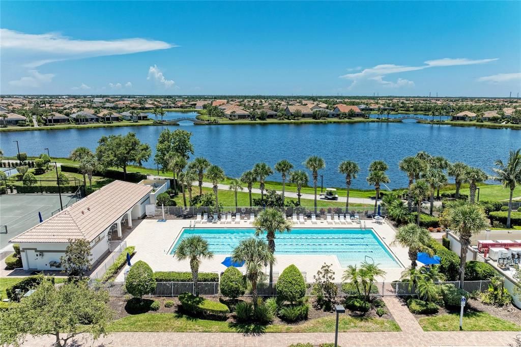 En Venta: $875,000 (3 camas, 3 baños, 2516 Pies cuadrados)