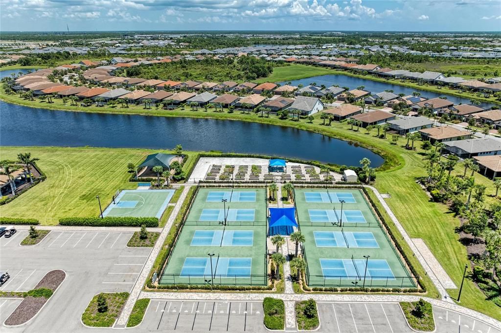 En Venta: $875,000 (3 camas, 3 baños, 2516 Pies cuadrados)