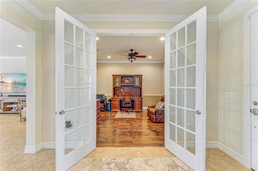 En Venta: $875,000 (3 camas, 3 baños, 2516 Pies cuadrados)