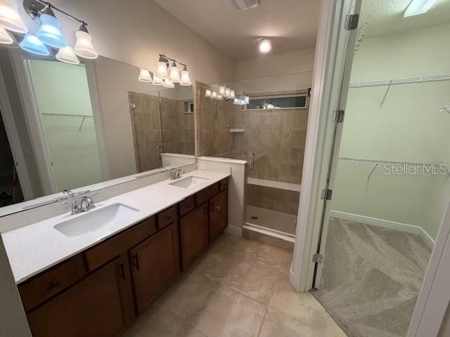 For Rent: $3,200 (4 beds, 2 baths, 2128 Square Feet)